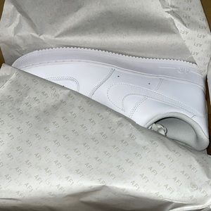 Brand new never used size 12 men